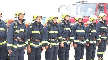 資源是我家，安全靠大家，義務(wù)消防隊(duì)進(jìn)行實(shí)戰(zhàn)演練